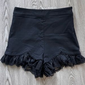 WIDOW Grand Adventure High Waist Lace Shorts Black M